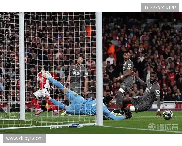 库尔图瓦:在如此艰难的比赛中,皇马的DNA没有改变 库尔图瓦:在如此艰难的比赛中,皇马的DNA没有改变